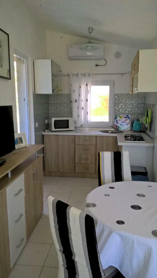 Apartment Kamelia فير المظهر الخارجي الصورة